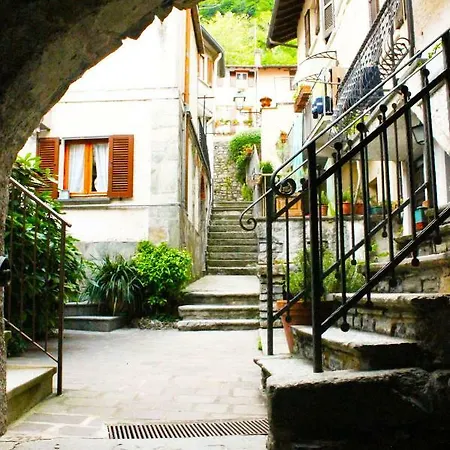 Apartment La Finestra Sul