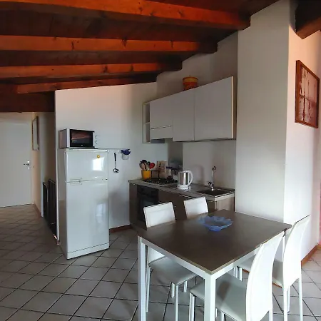 Apartment La Finestra Sul *